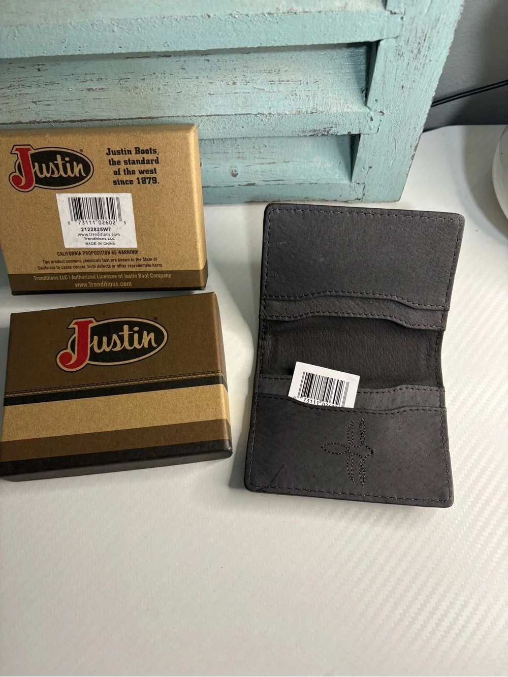 Justin Boots Brown Leather Bi-Fold Wallet with Embossed Logo
